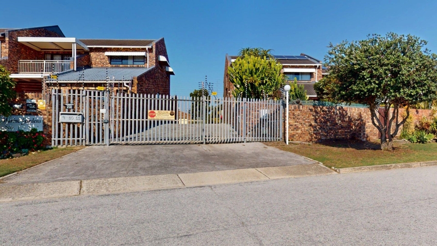 3 Bedroom Property for Sale in Humewood Eastern Cape
